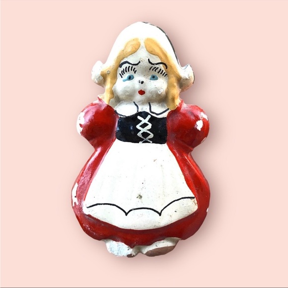 Folk Art Chalk Ware Set Wall Hanging - Picture 2 of 11